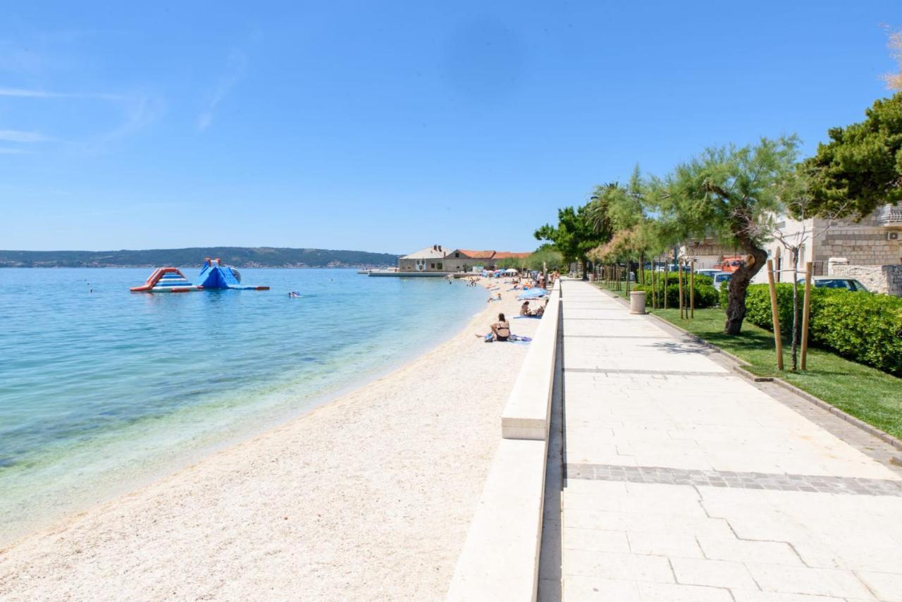 Stiva Apartment - New Apartment With Free Parking, 150M From The Beach Kaštela Buitenkant foto